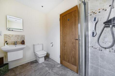 En suite shower room