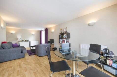 Dining/Reception Roo