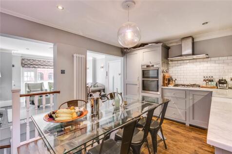 Dining/Kitchen