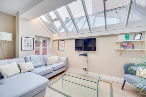 Kitchen Snug