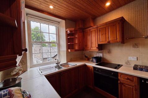 Flat 9 kitchen