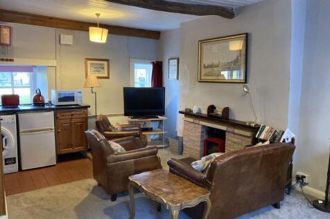 Lounge and Kitchenette
