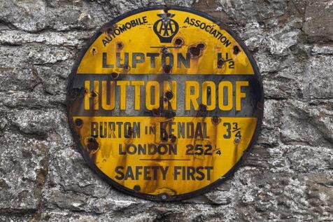 Mile marker sign