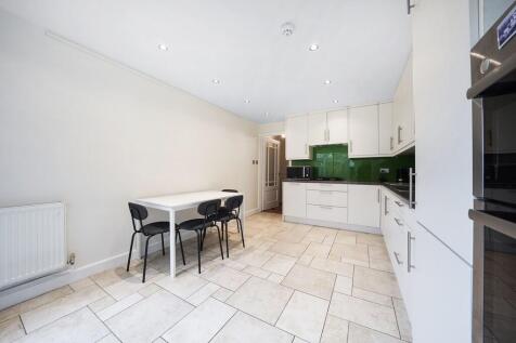 Modern Kitchen 