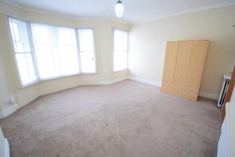 Bedroom 4 First Floo