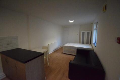 living&#43;space