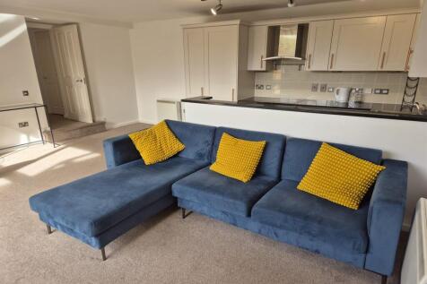 Lounge/Kitchen