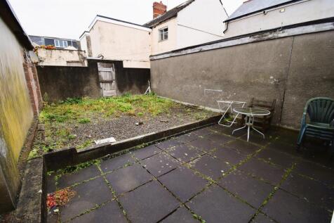 Rear Courtyard