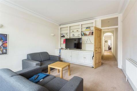 Lounge.