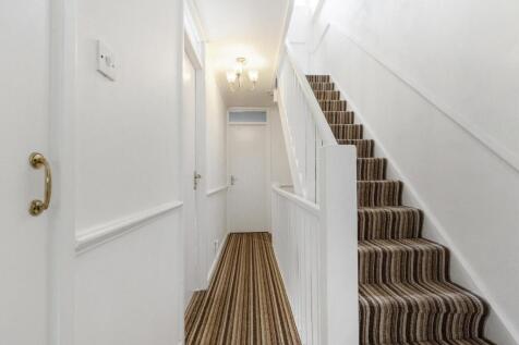 Hallway (Upstairs)