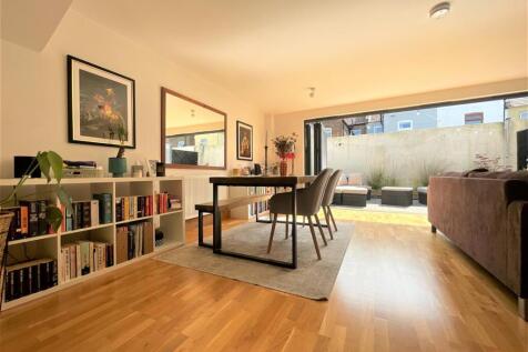 Property Image 4