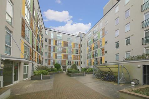 Foster House front2.jpg