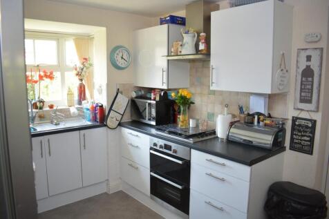 Kitchen Alt.jpg