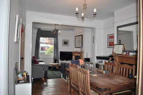 Lounge / Dining Room