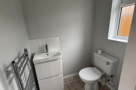 Downstairs wc