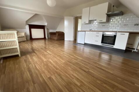 Open plan living/dining kitchen