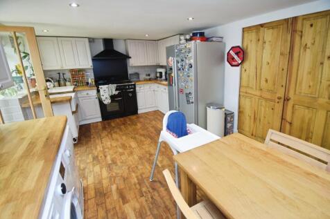 e3af2738-Kitchen ...