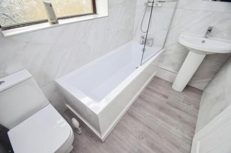 15ee4987-Bathroom