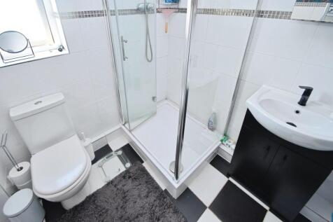 d7ccfbe9-Ensuite