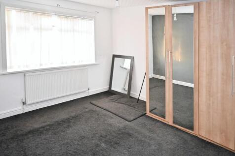 Double bedroom 1
