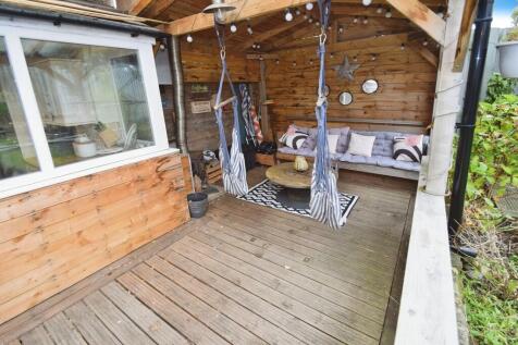 fb71c4e4-Garden 2...