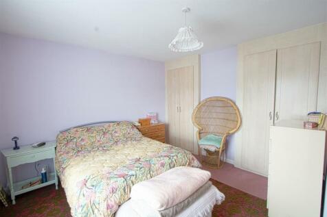 bed 3.jpg