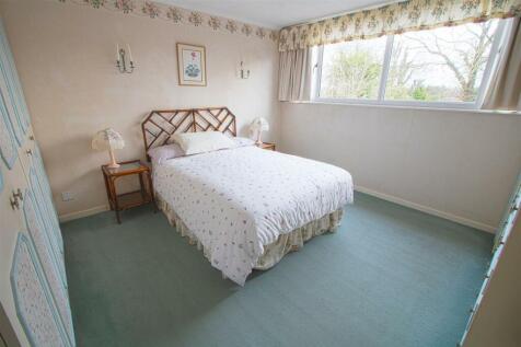BEDROOM ONE.jpg