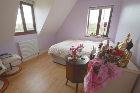 BEDROOM 3.jpg