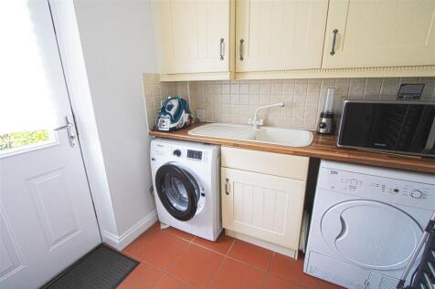UTILITY ROOM.jpg