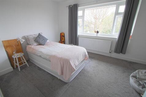 BEDROOM ONE.jpg