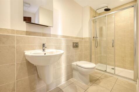 ensuite 2.jpg