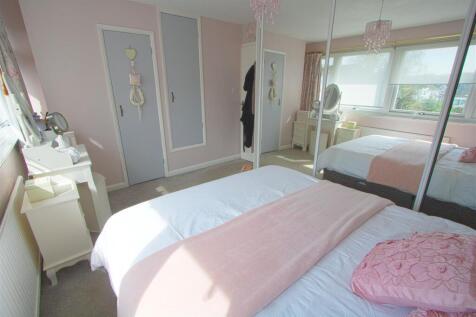 BEDROOM ONE1.jpg