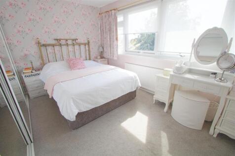 BEDROOM ONE.jpg