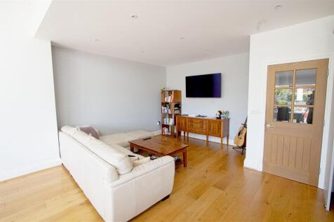 lounge area.jpg