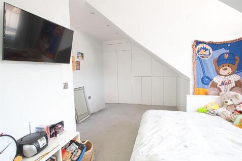 bed 2 2 ps.jpg