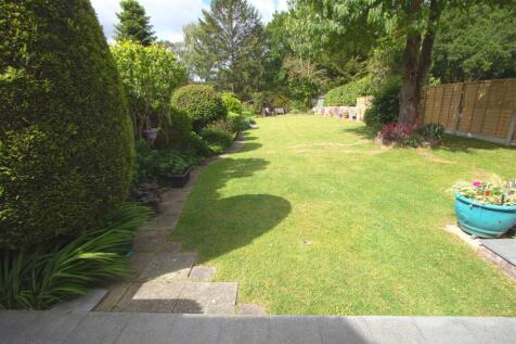 GARDEN1.jpg