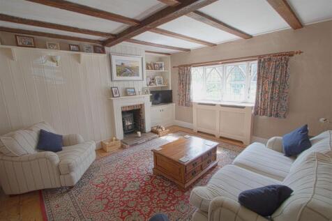 lounge 1.jpg