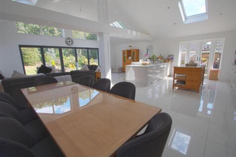 KITCHEN4.jpg