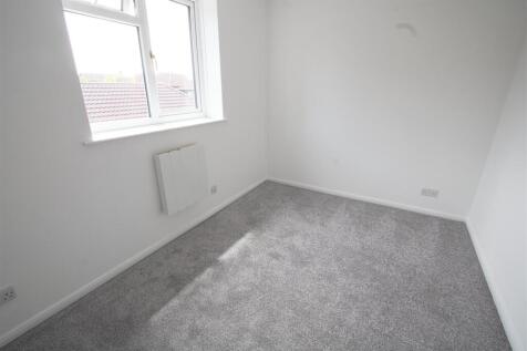 bed2.jpg