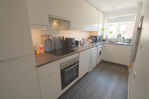 KITCHEN.jpg