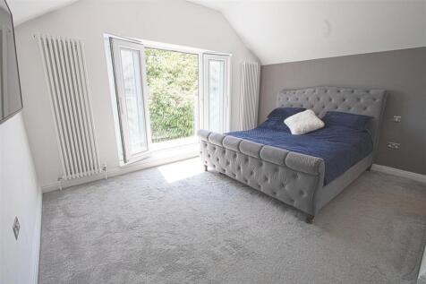 BEDROOM ONE.jpg