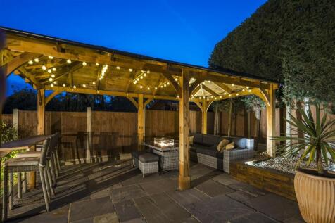 gazebo g2.jpg