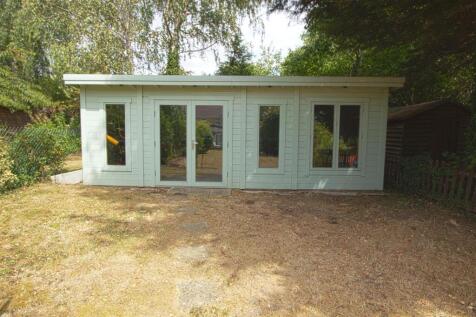 GARDEN ROOM.jpg