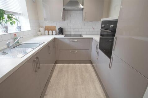 KITCHEN1.jpg