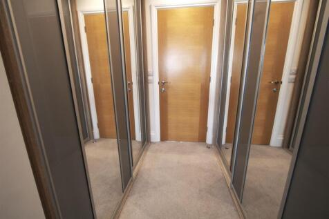 DRESSING AREA.jpg