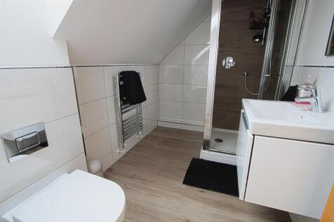 ENSUITE 3.jpg