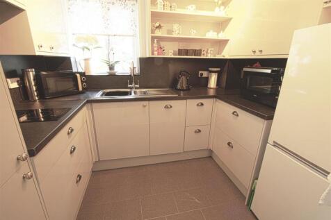 KITCHEN1.jpg