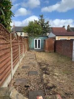 garden 15 Five Ash.jpg