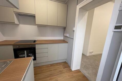 lesness kitchen 2.jpg