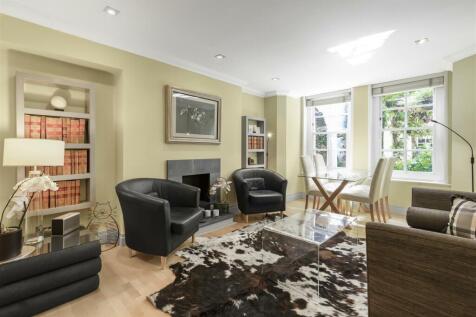 Gladstone Court - Reception